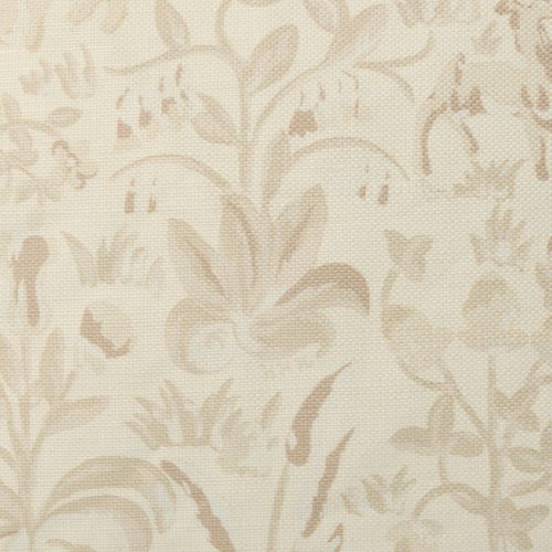 HHH2447 TheLargeDecorativePillow CreamSherwoodForest TT Bcopy2