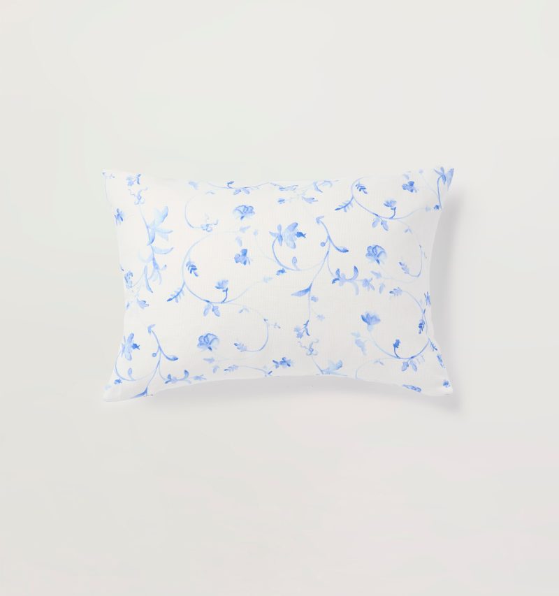 HHH2454 TheLumbarDecorativePillow BlueBotanical TT A 1 copy2