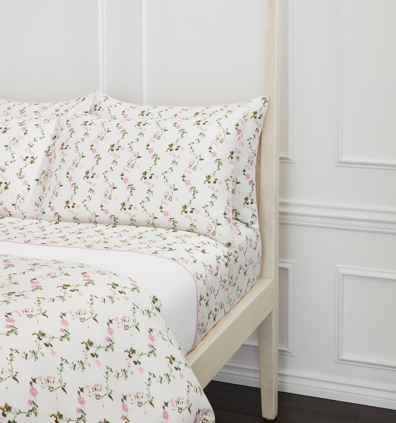 HHH695 PinkPondFloralBedSet PinkPondFloral ALT 18c300d5 790a 45e4 9bb9 595b91076f67